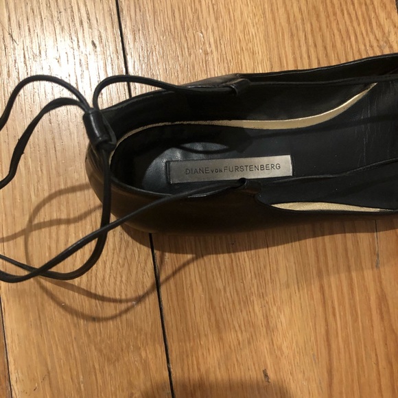 Diane von Furstenberg flats - Picture 3 of 3